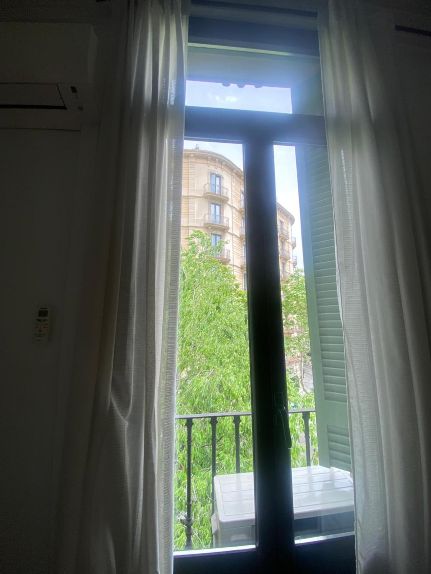 555 Apartments Bcn Барселона Екстер'єр фото